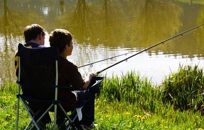 Zwei Fischer. Bild von Rainer Sturm/pixelio.de
