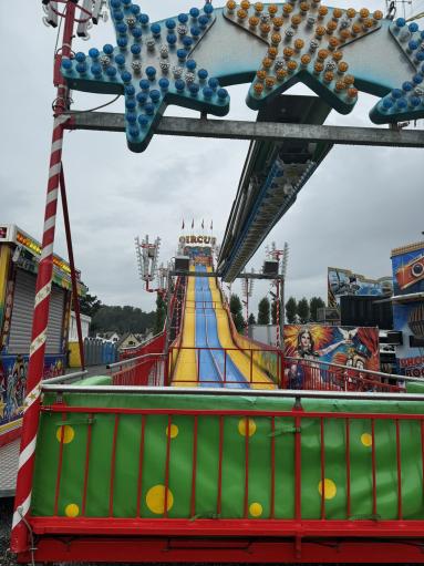 Bild Germaine's Rutschen Spass Circus