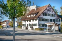 Sanierung der Usterstrasse: Erreichbarkeit des Gewerbes